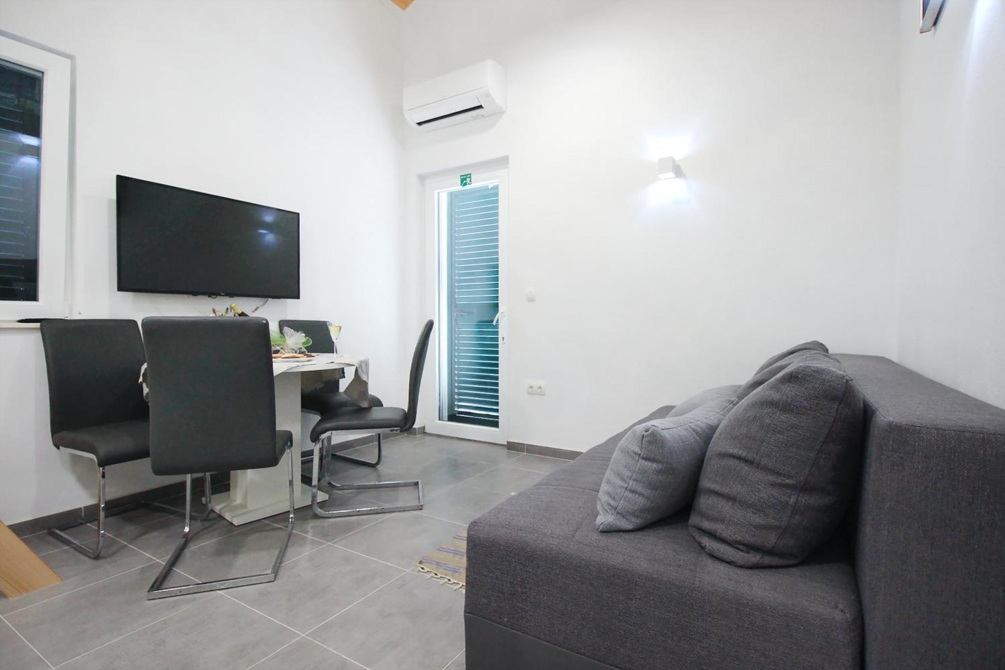Riva Appartement Krapanj Buitenkant foto
