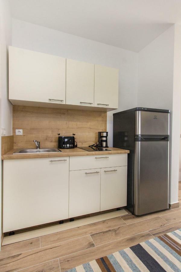 Riva Appartement Krapanj Buitenkant foto