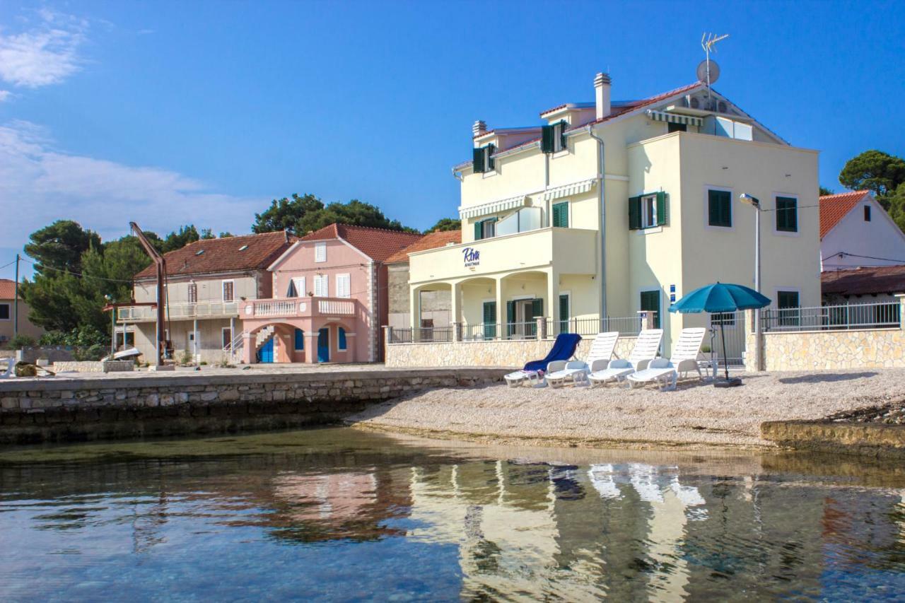Riva Appartement Krapanj Buitenkant foto